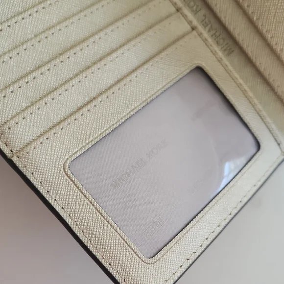 Michael Kors Metallic Gold Card Holder - Picture 5 of 9